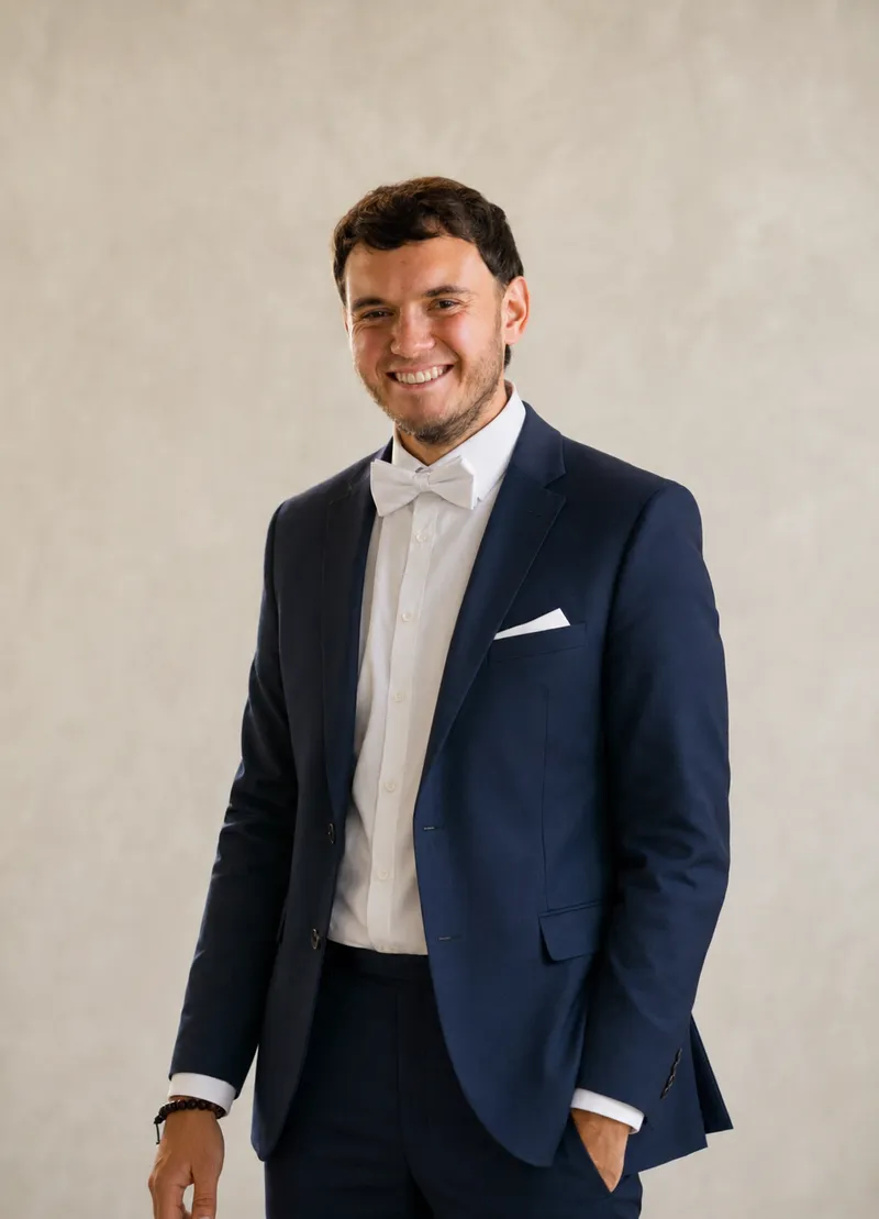 Porträt von Jan Ansari, Lektorat.